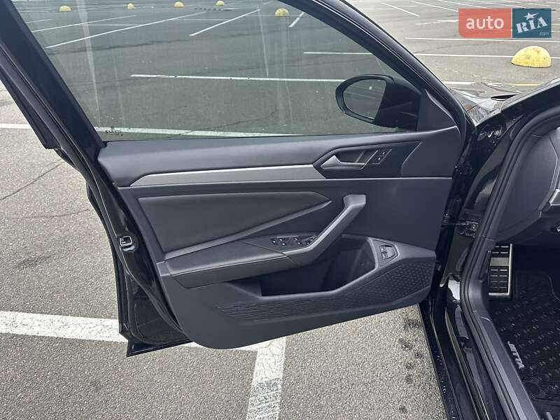 Седан Volkswagen Jetta 2023 в Киеве фото 10 Седан Volkswagen Jetta 2023 в Киеве