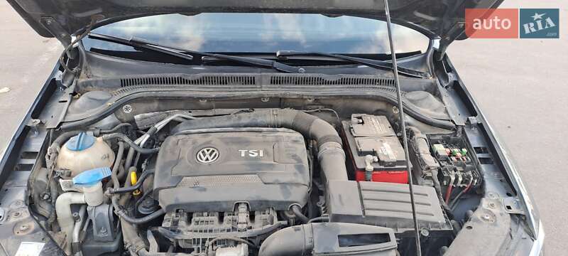 Седан Volkswagen Jetta 2014 в Николаеве