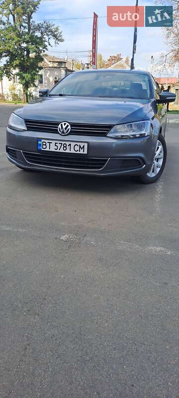 Седан Volkswagen Jetta 2014 в Николаеве