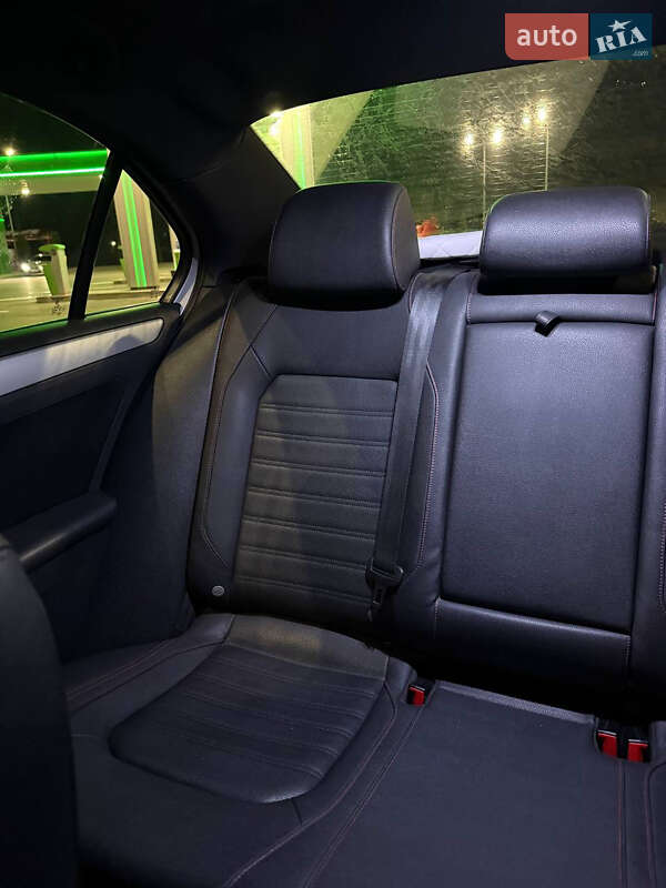 Седан Volkswagen Jetta 2012 в Виннице фото 15 Седан Volkswagen Jetta 2012 в Виннице