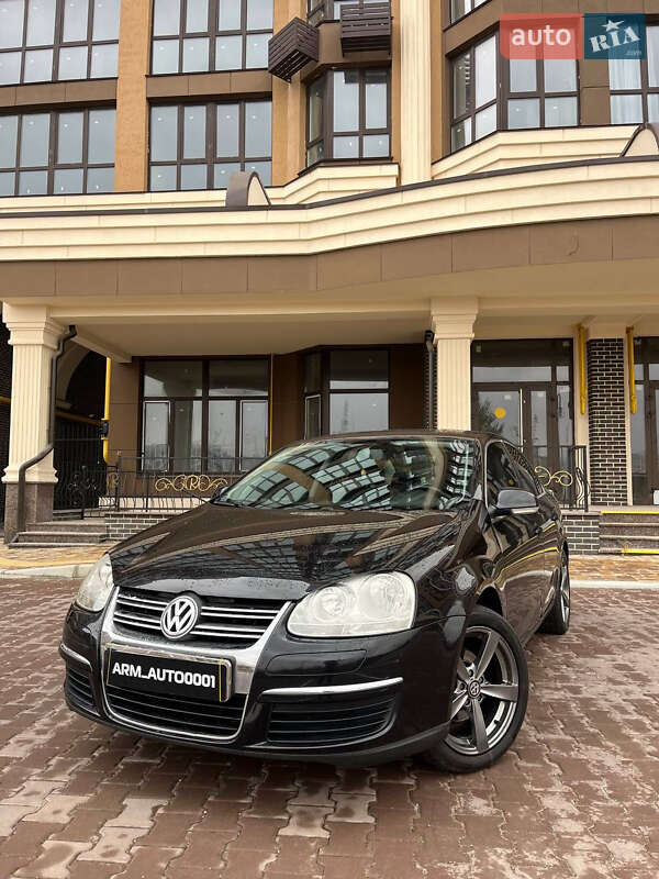 Седан Volkswagen Jetta 2006 в Киеве