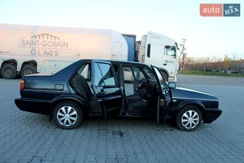 Седан Volkswagen Jetta 1990 в Кременце