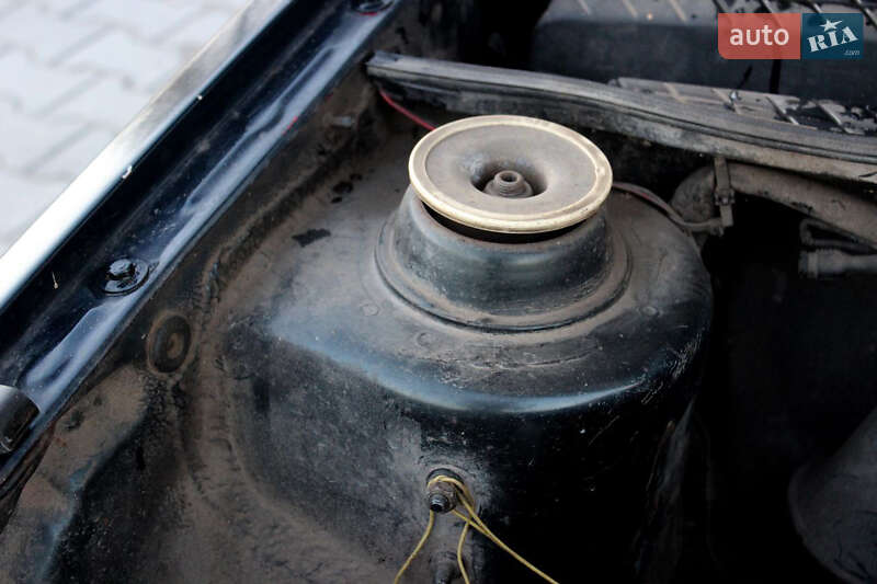 Седан Volkswagen Jetta 1990 в Кременце