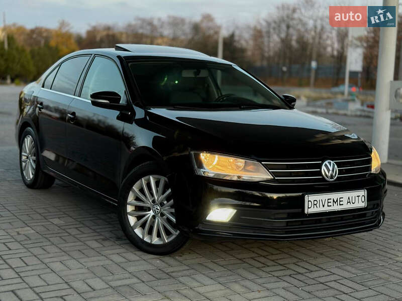 Седан Volkswagen Jetta 2014 в Днепре