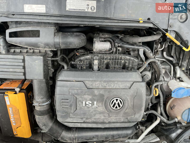 Седан Volkswagen Jetta 2015 в Харкові