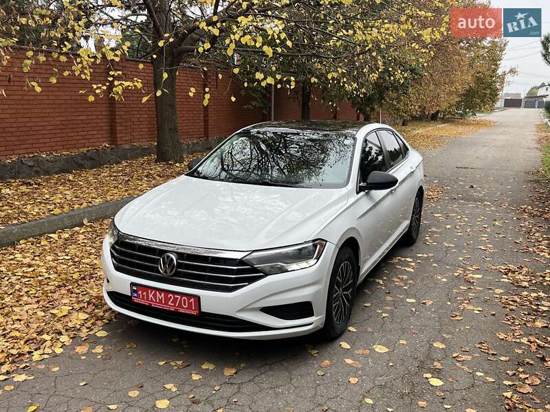 Седан Volkswagen Jetta 2019 в Дніпрі