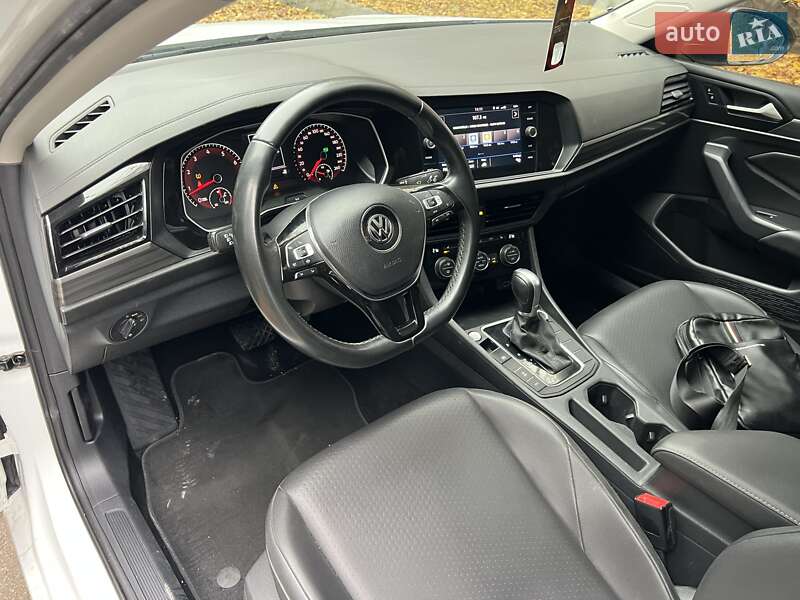 Седан Volkswagen Jetta 2019 в Дніпрі