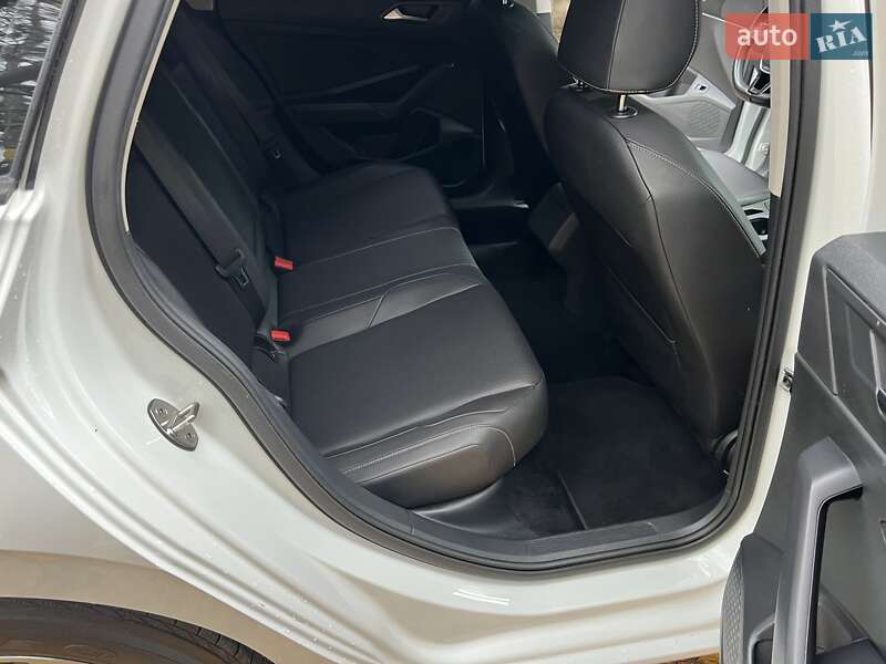 Седан Volkswagen Jetta 2019 в Дніпрі