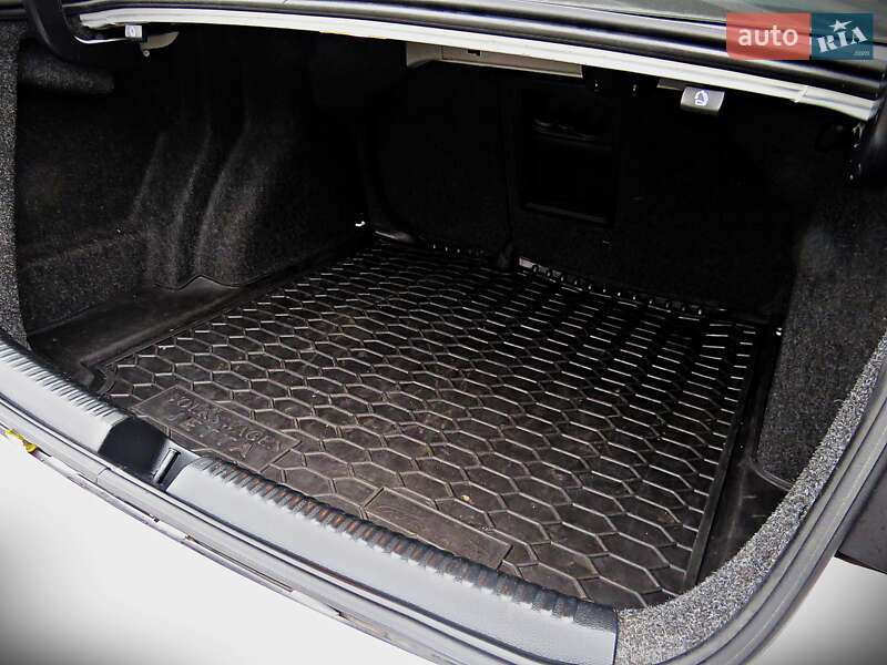 Седан Volkswagen Jetta 2014 в Черкассах