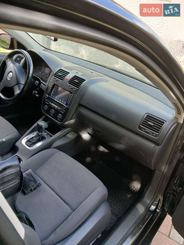 Седан Volkswagen Jetta 2007 в Львове