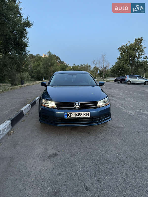 Седан Volkswagen Jetta 2015 в Запорожье