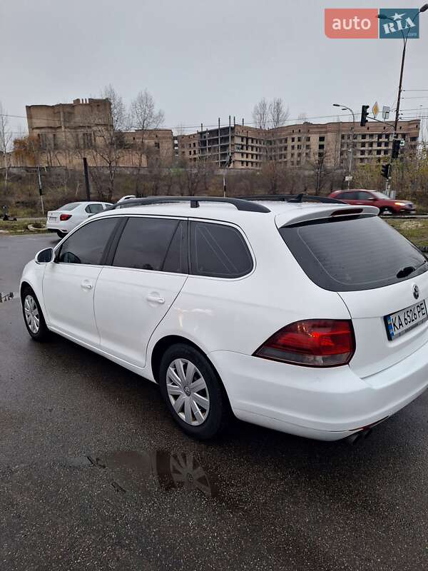 Универсал Volkswagen Jetta 2012 в Киеве фото 27 Универсал Volkswagen Jetta 2012 в Киеве