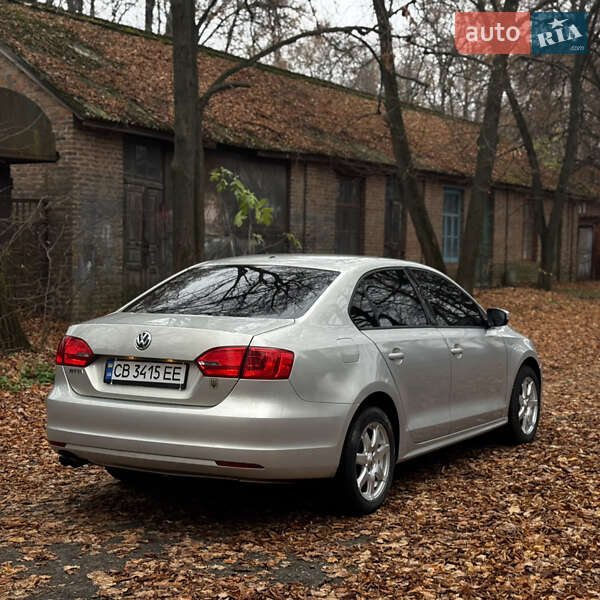 Седан Volkswagen Jetta 2011 в Пирятині