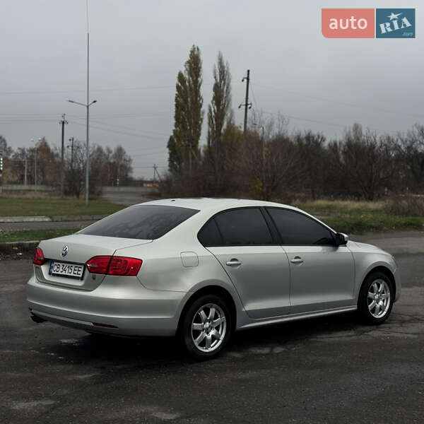Седан Volkswagen Jetta 2011 в Пирятині