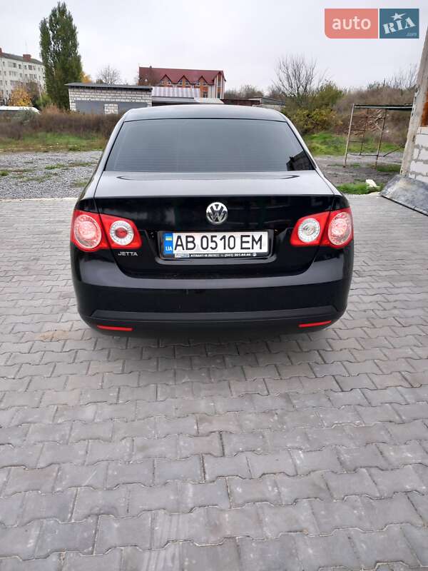 Седан Volkswagen Jetta 2008 в Ладыжине