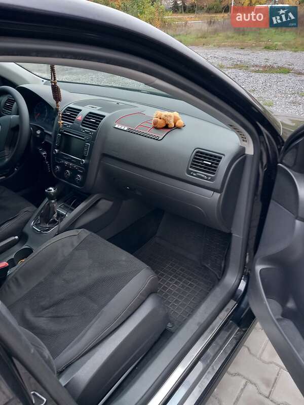 Седан Volkswagen Jetta 2008 в Ладыжине