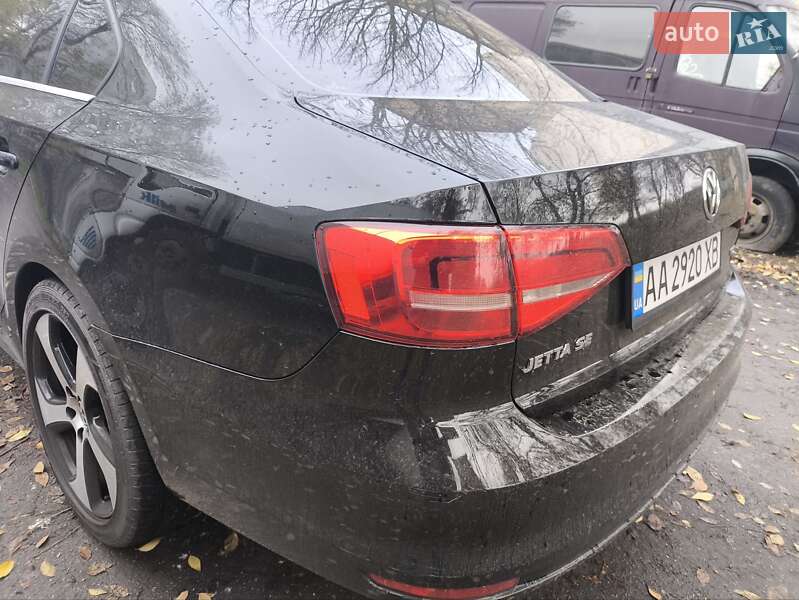 Седан Volkswagen Jetta 2015 в Киеве