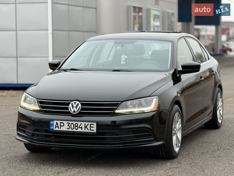 Седан Volkswagen Jetta 2016 в Запорожье