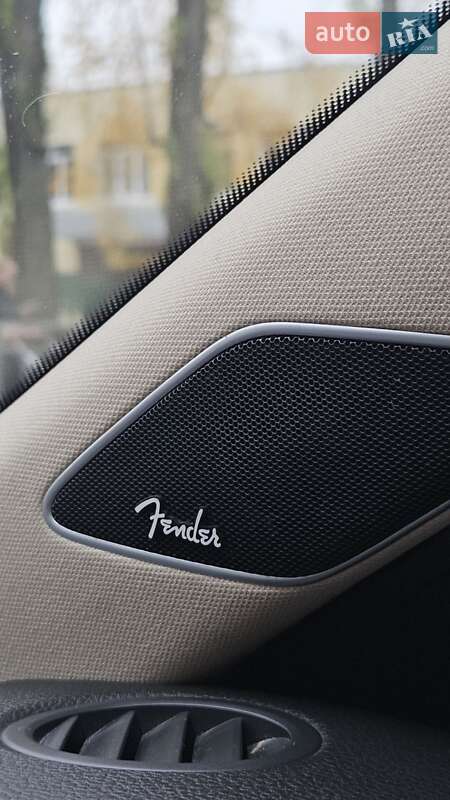 Седан Volkswagen Jetta 2015 в Киеве фото 21 Седан Volkswagen Jetta 2015 в Киеве