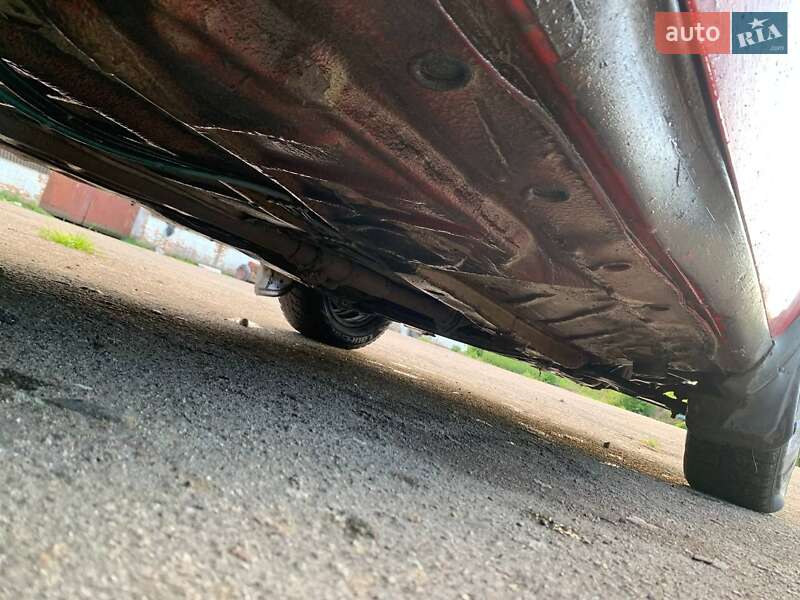 Седан Volkswagen Jetta 1991 в Дубно