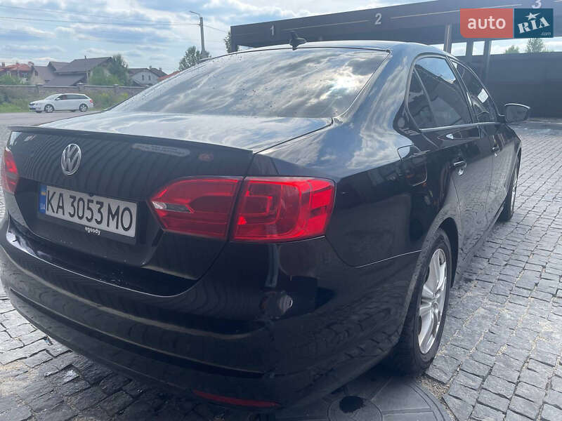 Седан Volkswagen Jetta 2014 в Софиевской Борщаговке фото 7 Седан Volkswagen Jetta 2014 в Софиевской Борщаговке