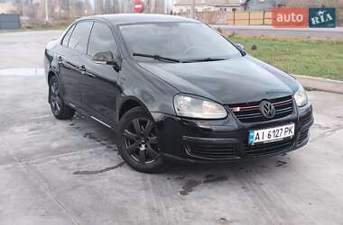 Седан Volkswagen Jetta 2006 в Новому Бузі