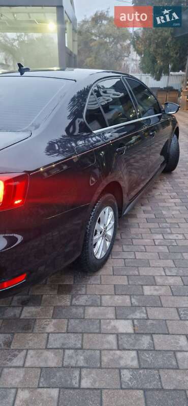 Седан Volkswagen Jetta 2014 в Харкові фото 15 Седан Volkswagen Jetta 2014 в Харкові