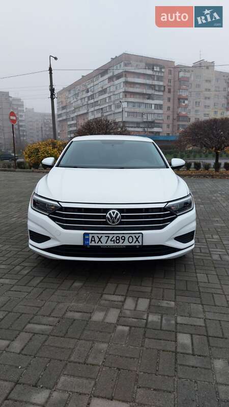 Седан Volkswagen Jetta 2021 в Запоріжжі