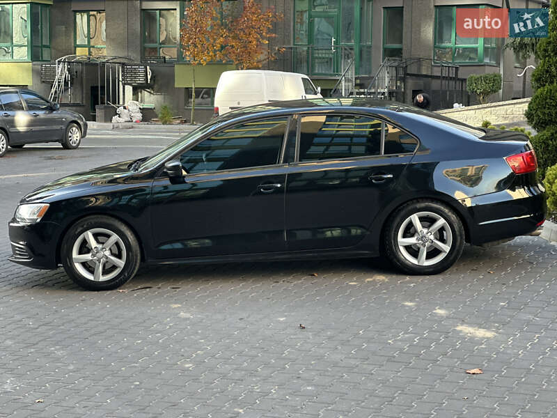 Седан Volkswagen Jetta 2014 в Киеве