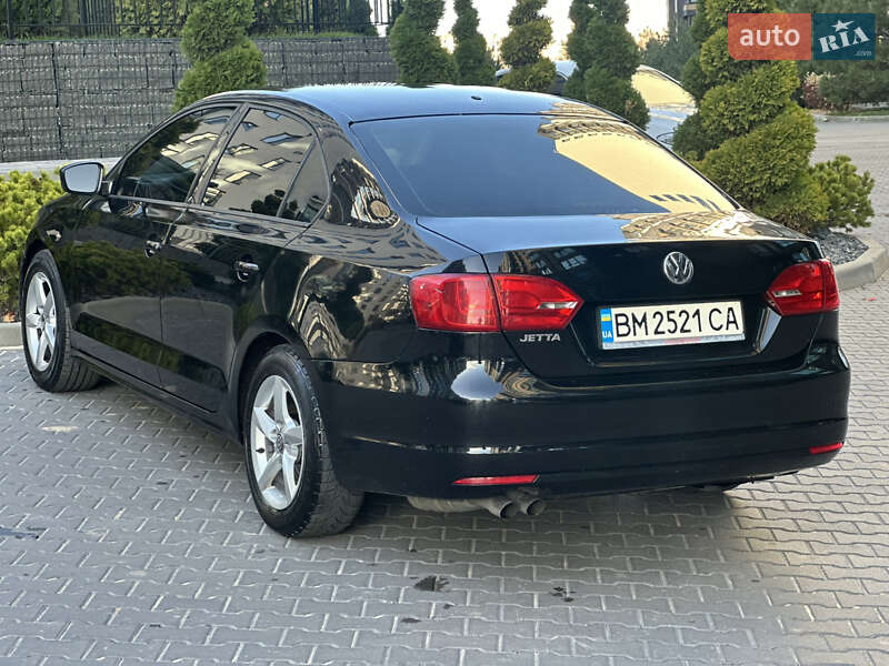 Седан Volkswagen Jetta 2014 в Киеве