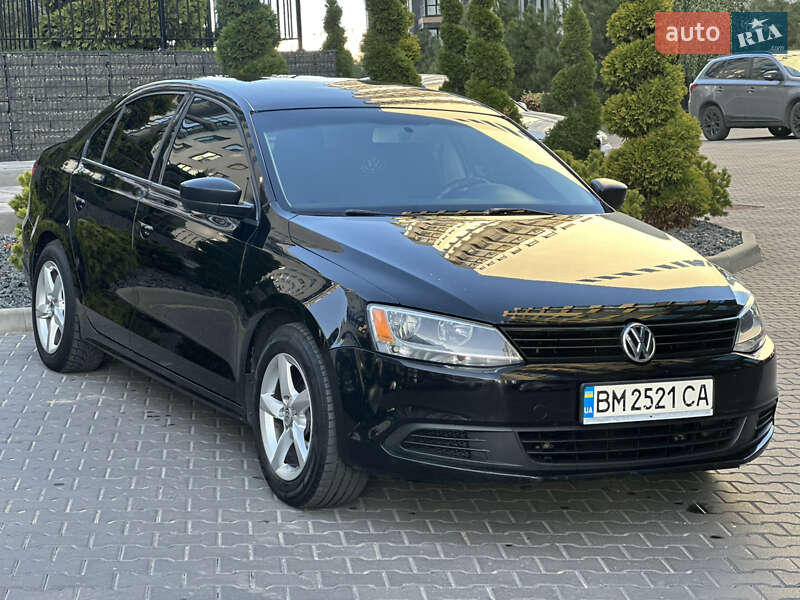 Седан Volkswagen Jetta 2014 в Киеве