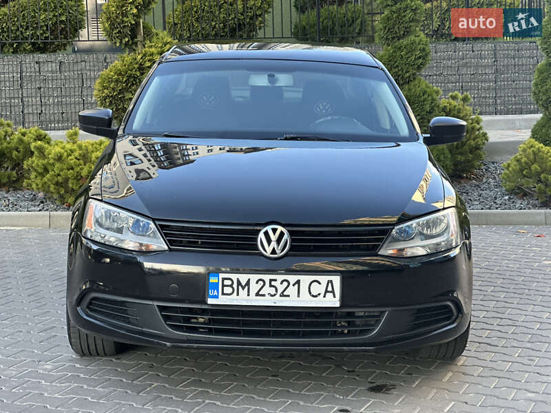Седан Volkswagen Jetta 2014 в Киеве