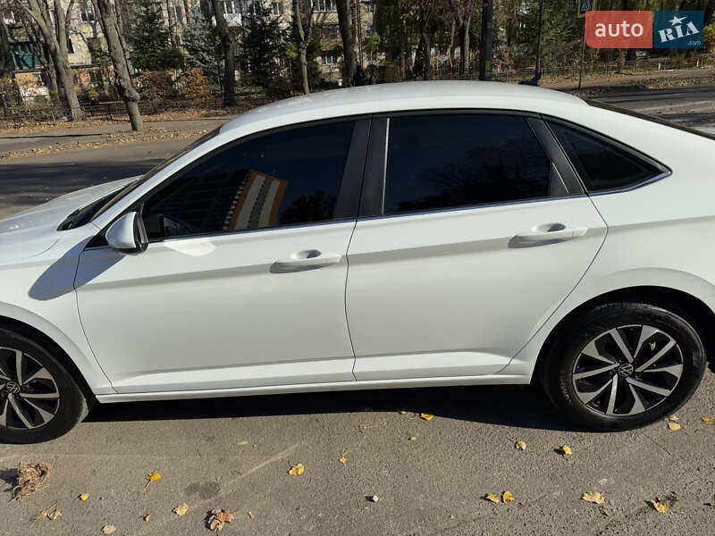 Седан Volkswagen Jetta 2025 в Киеве фото 18 Седан Volkswagen Jetta 2025 в Киеве