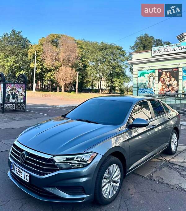Седан Volkswagen Jetta 2018 в Львові
