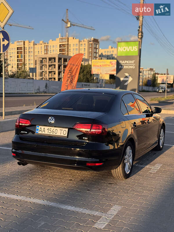 Седан Volkswagen Jetta 2016 в Києві фото 6 Седан Volkswagen Jetta 2016 в Києві