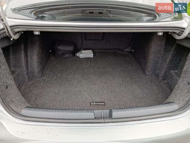 Седан Volkswagen Jetta 2011 в Одессе