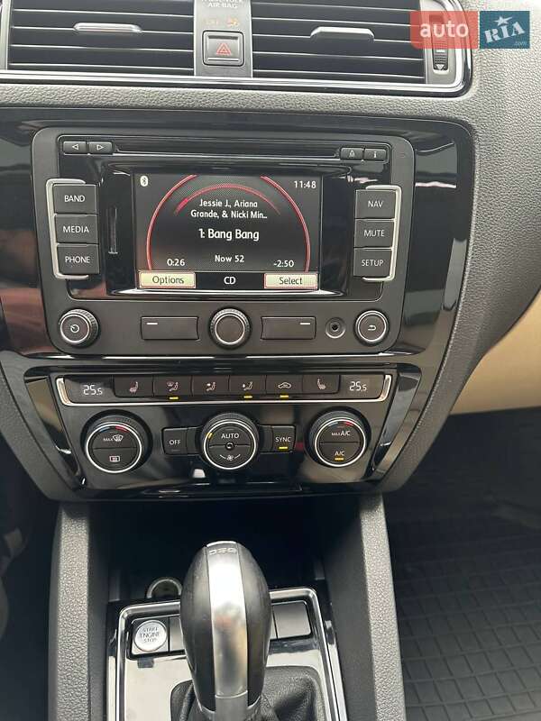 Седан Volkswagen Jetta 2015 в Киеве фото 9 Седан Volkswagen Jetta 2015 в Киеве