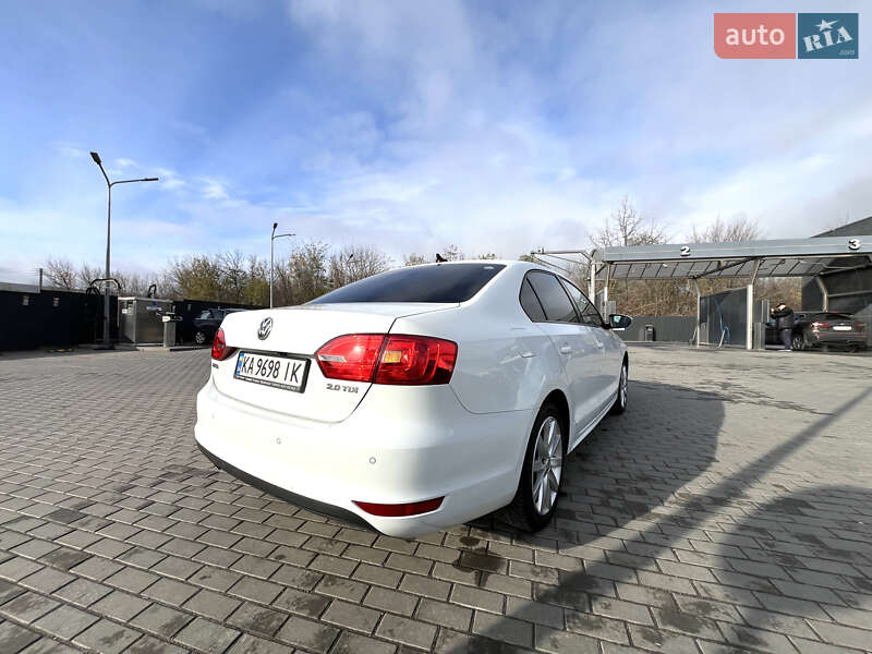 Седан Volkswagen Jetta 2014 в Киеве фото 5 Седан Volkswagen Jetta 2014 в Киеве