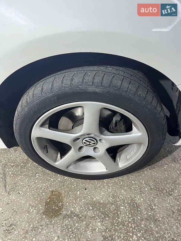 Седан Volkswagen Jetta 2014 в Киеве фото 21 Седан Volkswagen Jetta 2014 в Киеве