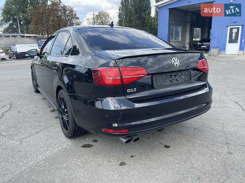 Седан Volkswagen Jetta 2015 в Киеве фото 19 Седан Volkswagen Jetta 2015 в Киеве