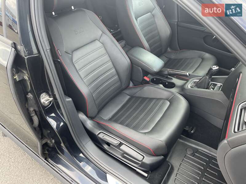 Седан Volkswagen Jetta 2015 в Киеве фото 28 Седан Volkswagen Jetta 2015 в Киеве