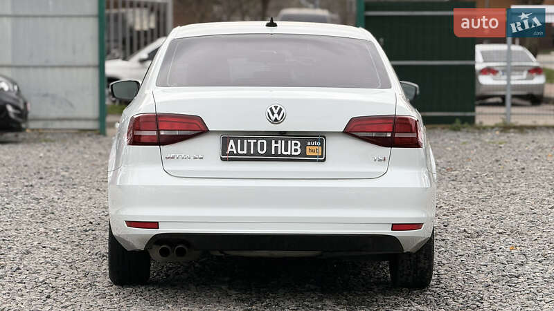 Седан Volkswagen Jetta 2017 в Бердичеве
