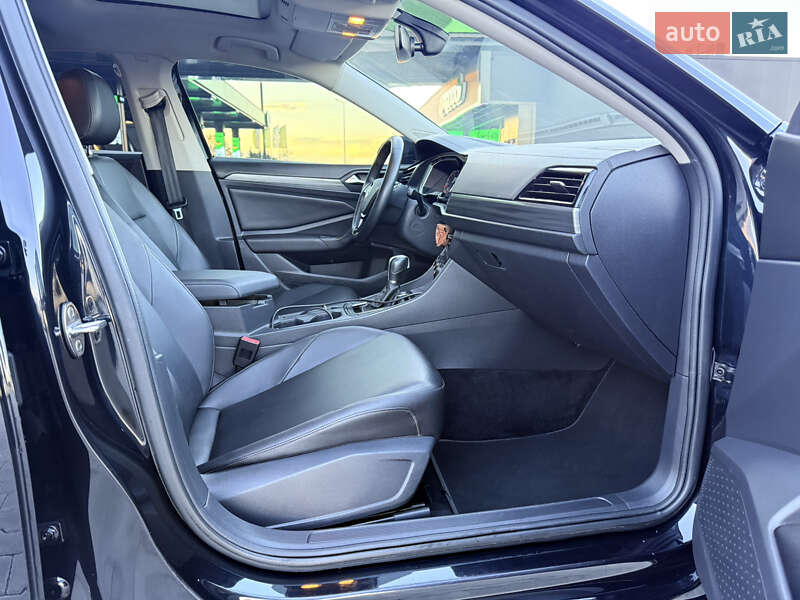 Седан Volkswagen Jetta 2018 в Одессе фото 17 Седан Volkswagen Jetta 2018 в Одессе