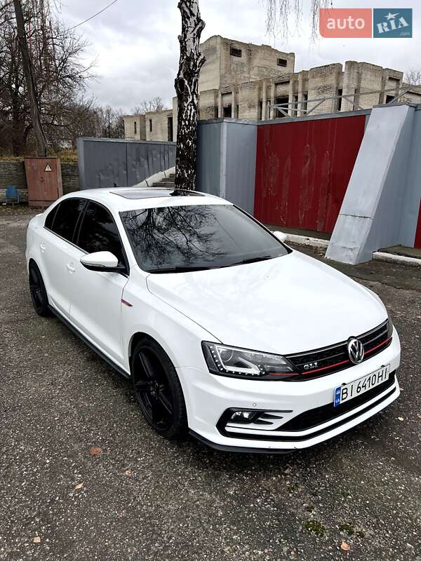 Седан Volkswagen Jetta 2017 в Валках