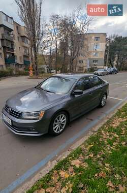 Седан Volkswagen Jetta 2015 в Одесі