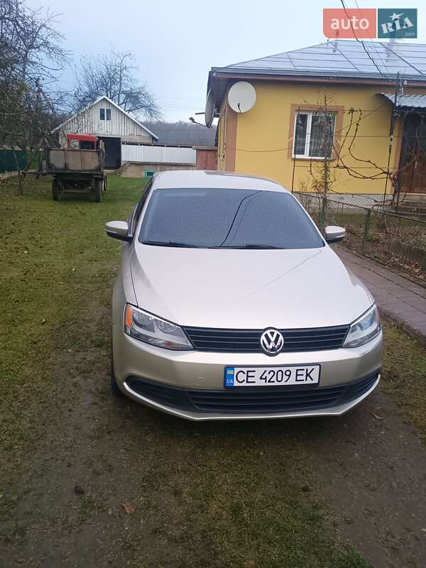 Седан Volkswagen Jetta 2014 в Косове фото 3 Седан Volkswagen Jetta 2014 в Косове