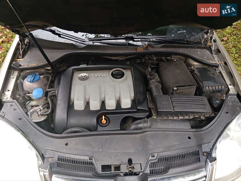 Седан Volkswagen Jetta 2008 в Виннице