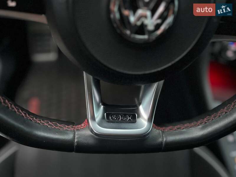 Седан Volkswagen Jetta 2019 в Днепре фото 32 Седан Volkswagen Jetta 2019 в Днепре