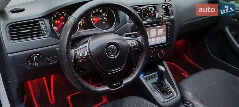 Седан Volkswagen Jetta 2014 в Запорожье