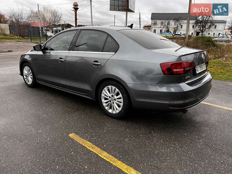 Седан Volkswagen Jetta 2017 в Макарові